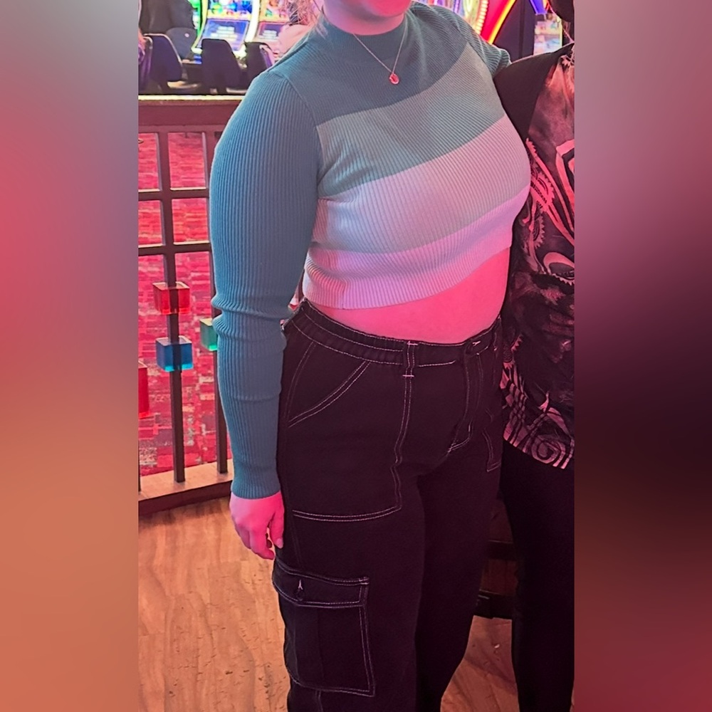 💕 green striped sweater - Picture 2 of 3